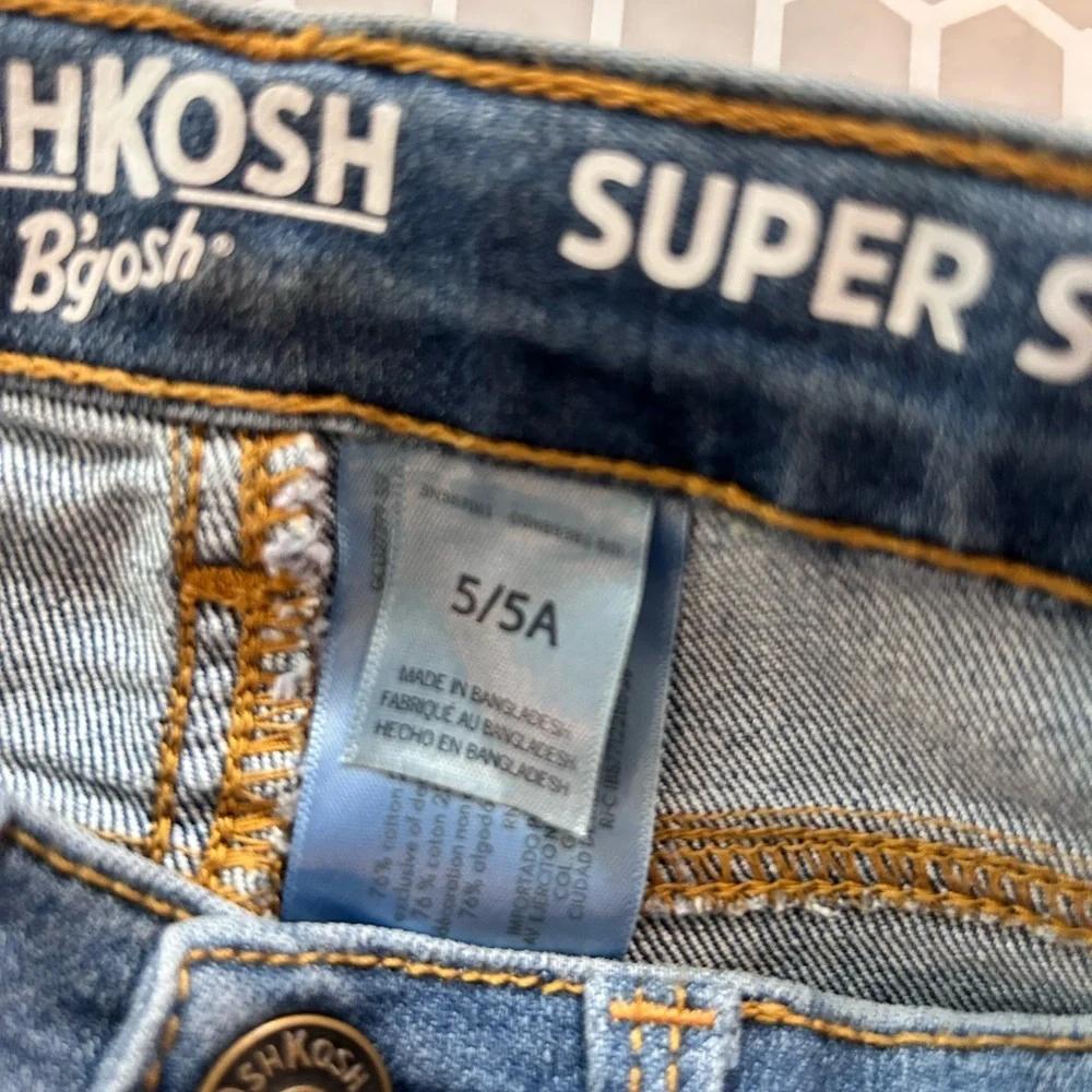 OshKosh B'gosh Boys Blue Straight-Leg Jeans  Size 5